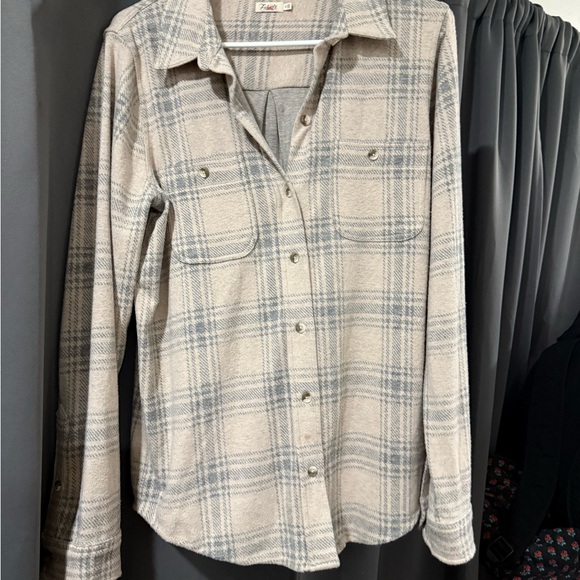 Faherty Button-Up Shirt - Picture 1 of 2